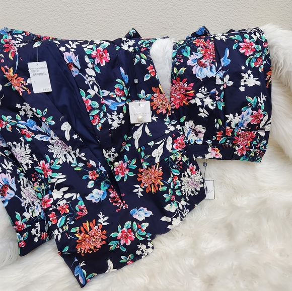 Two pc pants suit - Picture 4 of 6